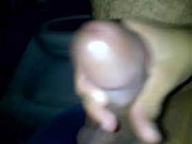 91 z chris jerking his hugh stick and cumming.3gp